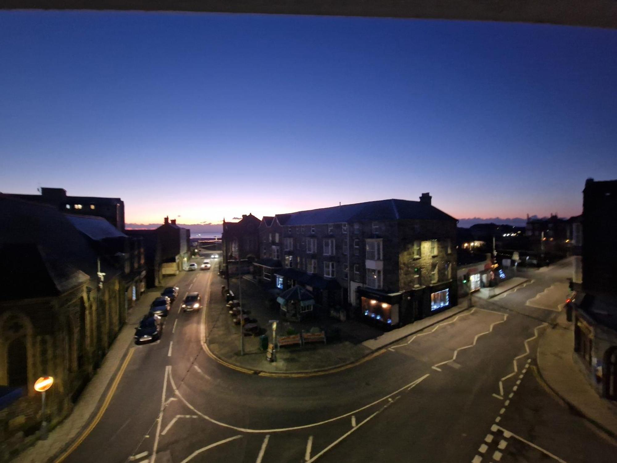 Luxury 4 Bedroom Seaside Apartment - Glan Y Werydd House バーマス エクステリア 写真