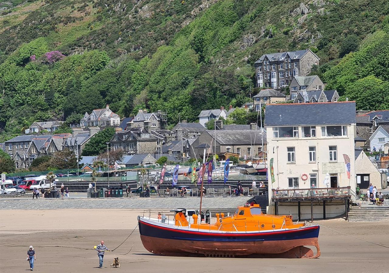 Luxury 4 Bedroom Seaside Apartment - Glan Y Werydd House バーマス エクステリア 写真