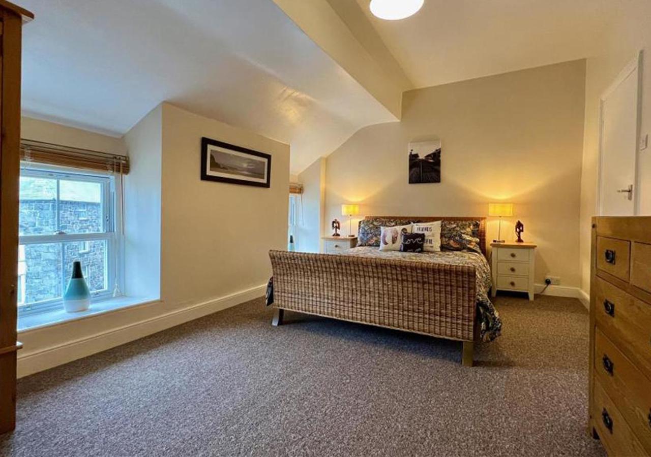 Luxury 4 Bedroom Seaside Apartment - Glan Y Werydd House バーマス エクステリア 写真