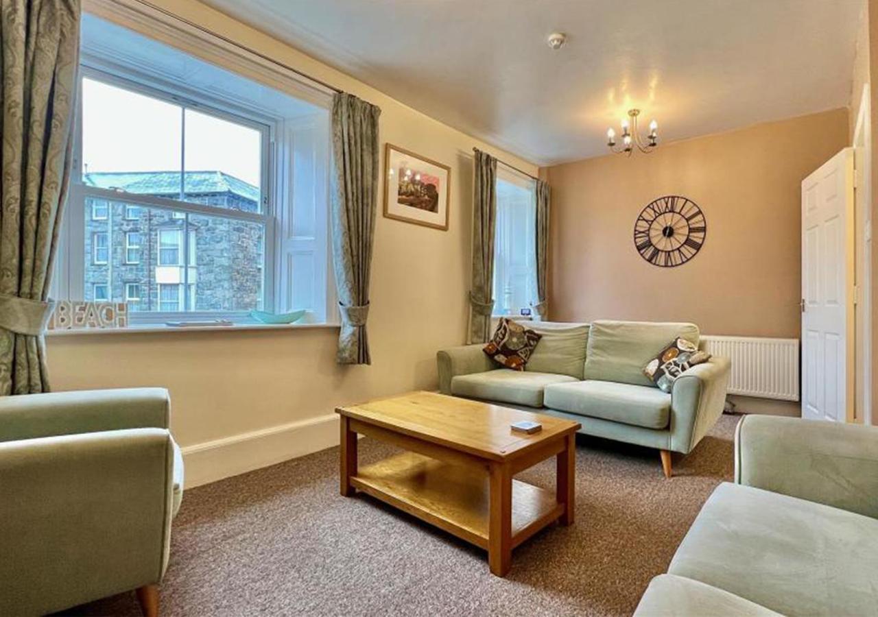 Luxury 4 Bedroom Seaside Apartment - Glan Y Werydd House バーマス エクステリア 写真